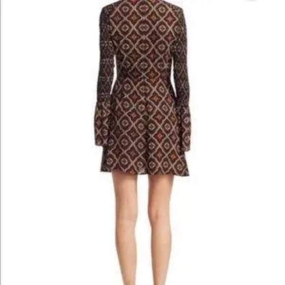 A.L.C. Alexa Printed Bell Sleeve Silk Dress (3) - Picture 4 of 12